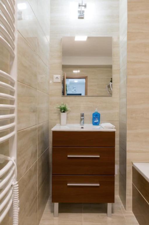 King Deluxe With Rooftop Pool Appartement Boedapest