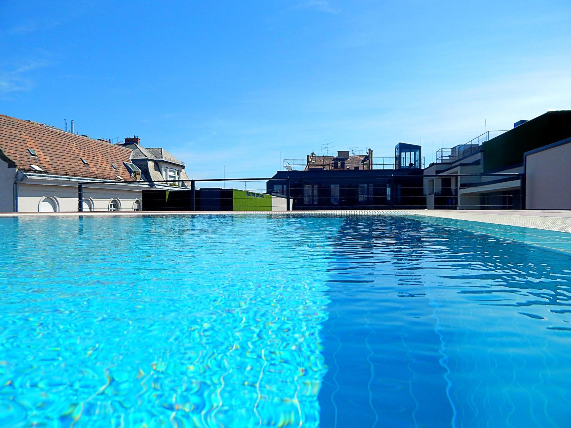 King Deluxe With Rooftop Pool Appartement